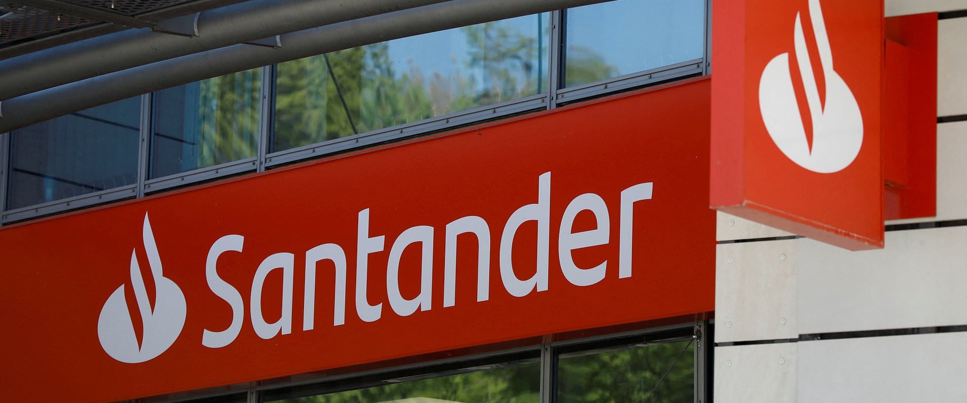 Santander First-Time Buyer Deals and Discounts